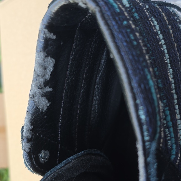 Vans - Picture 6 of 10